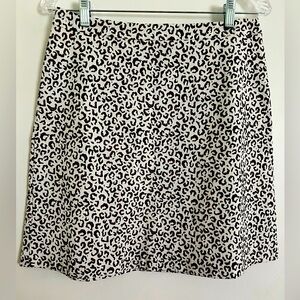 Margaret M Leopard Print Pull On Skirt, Size M